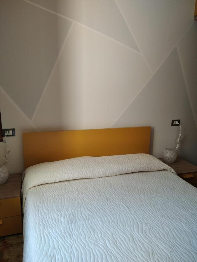 Ferienwohnung Il Giardino Di Laura Toscolano-Maderno Exterior foto