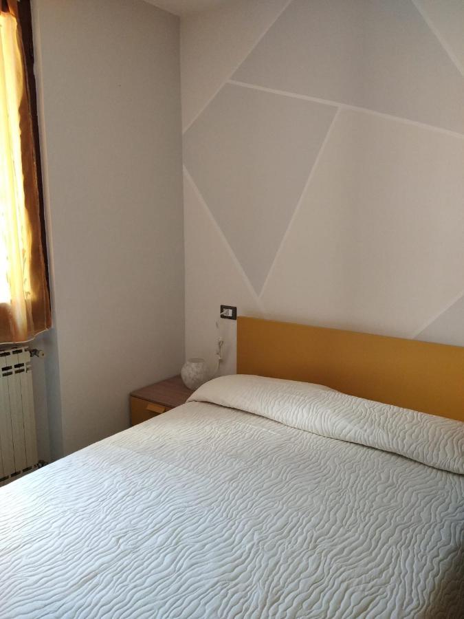 Ferienwohnung Il Giardino Di Laura Toscolano-Maderno Exterior foto