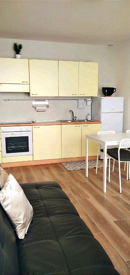 Ferienwohnung Il Giardino Di Laura Toscolano-Maderno Exterior foto