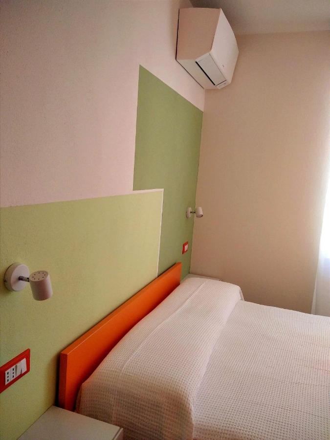 Ferienwohnung Il Giardino Di Laura Toscolano-Maderno Exterior foto
