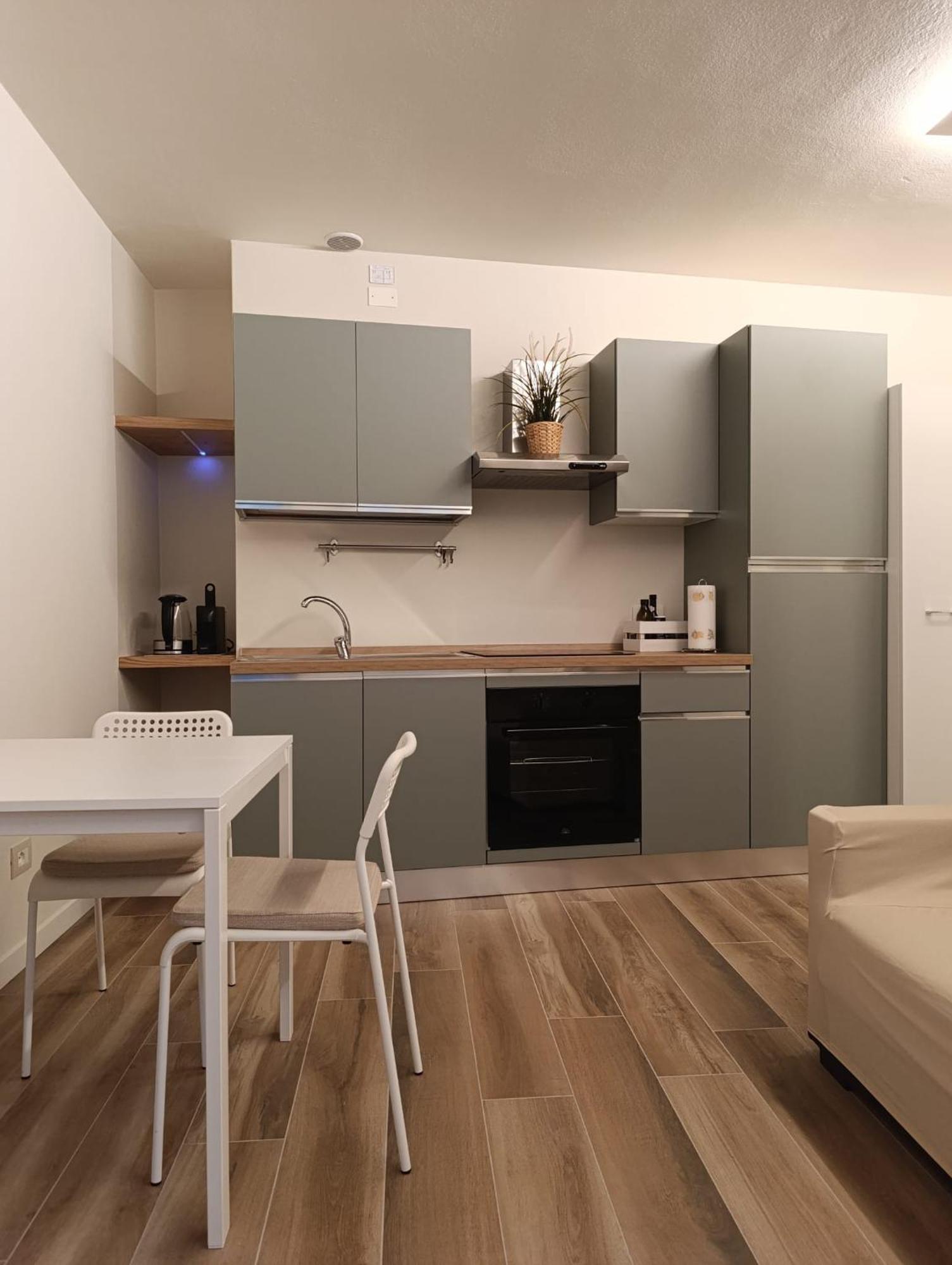 Ferienwohnung Il Giardino Di Laura Toscolano-Maderno Exterior foto